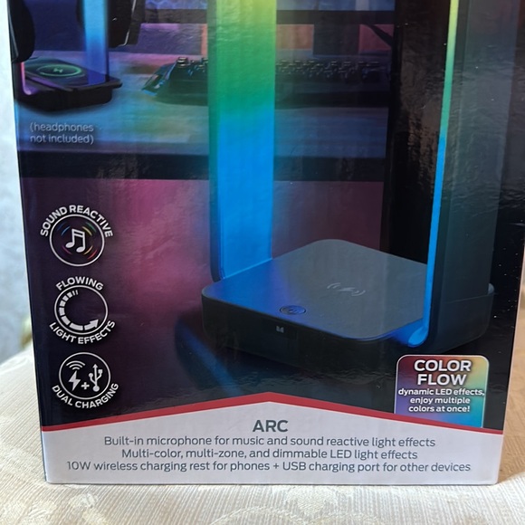 3-in-1 sound reactive multicolor LED LAMP+HEADPHONE STAND+WIRELESS CHARGER - Picture 3 of 7